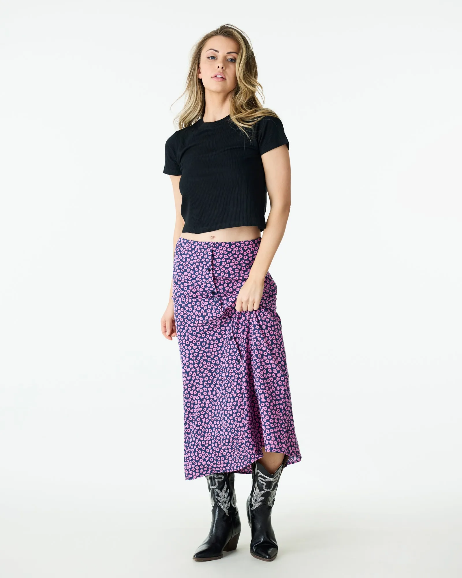 Flirty Floral Button Point Skirt