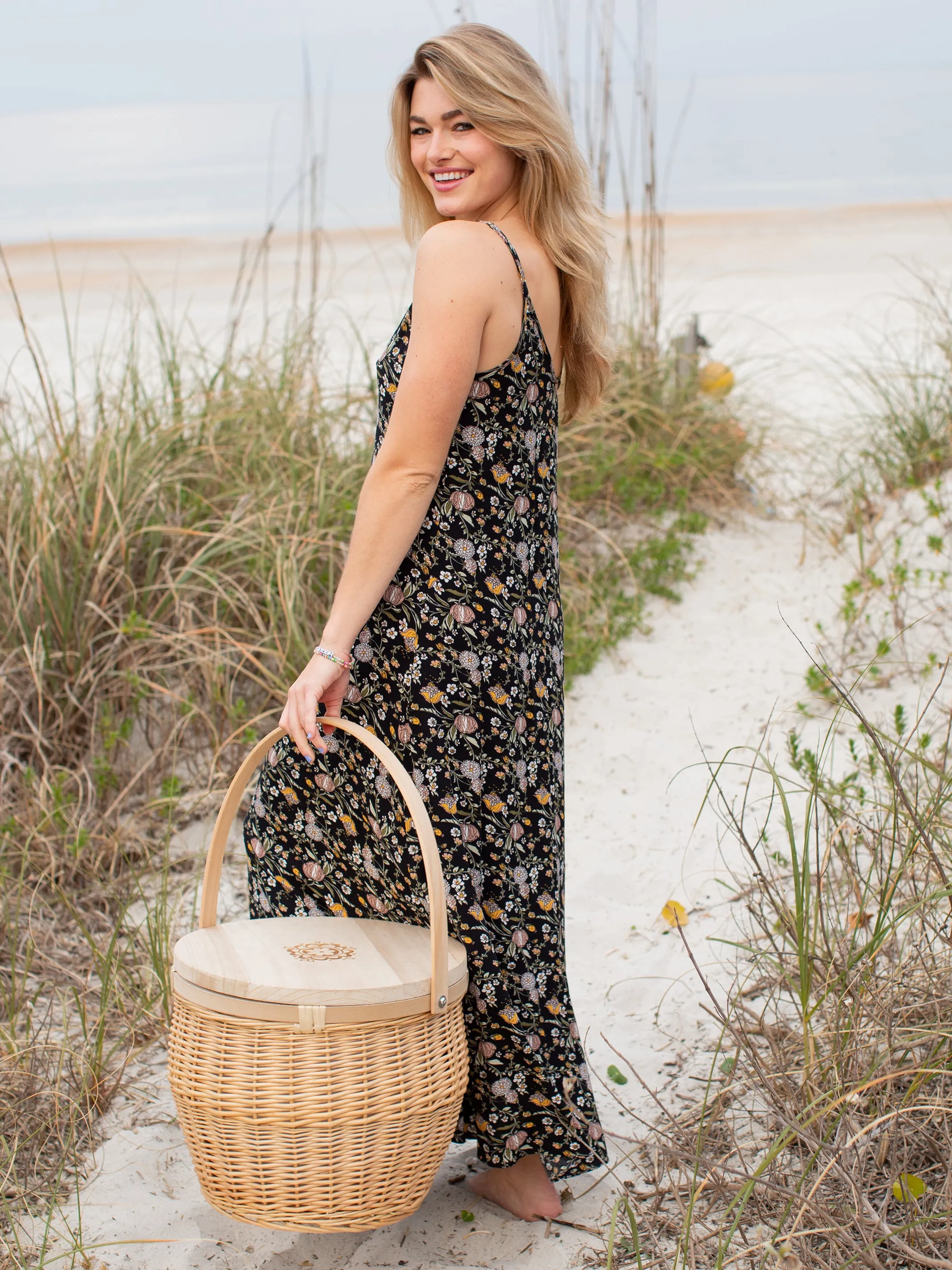 Insulated Picnic Basket Table