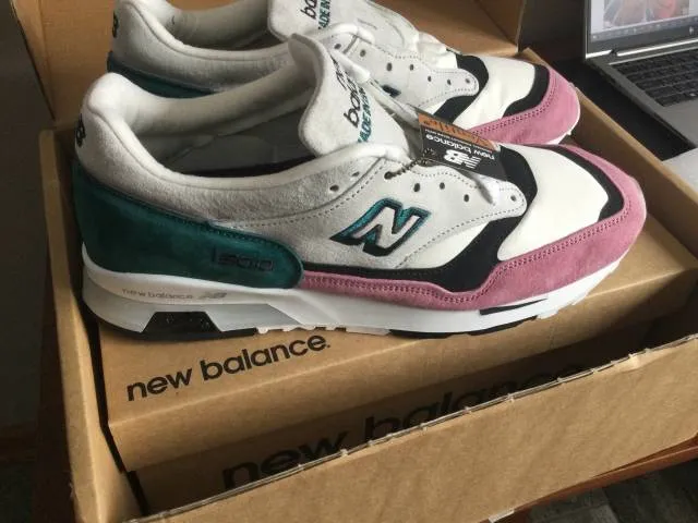 New balance flamingo