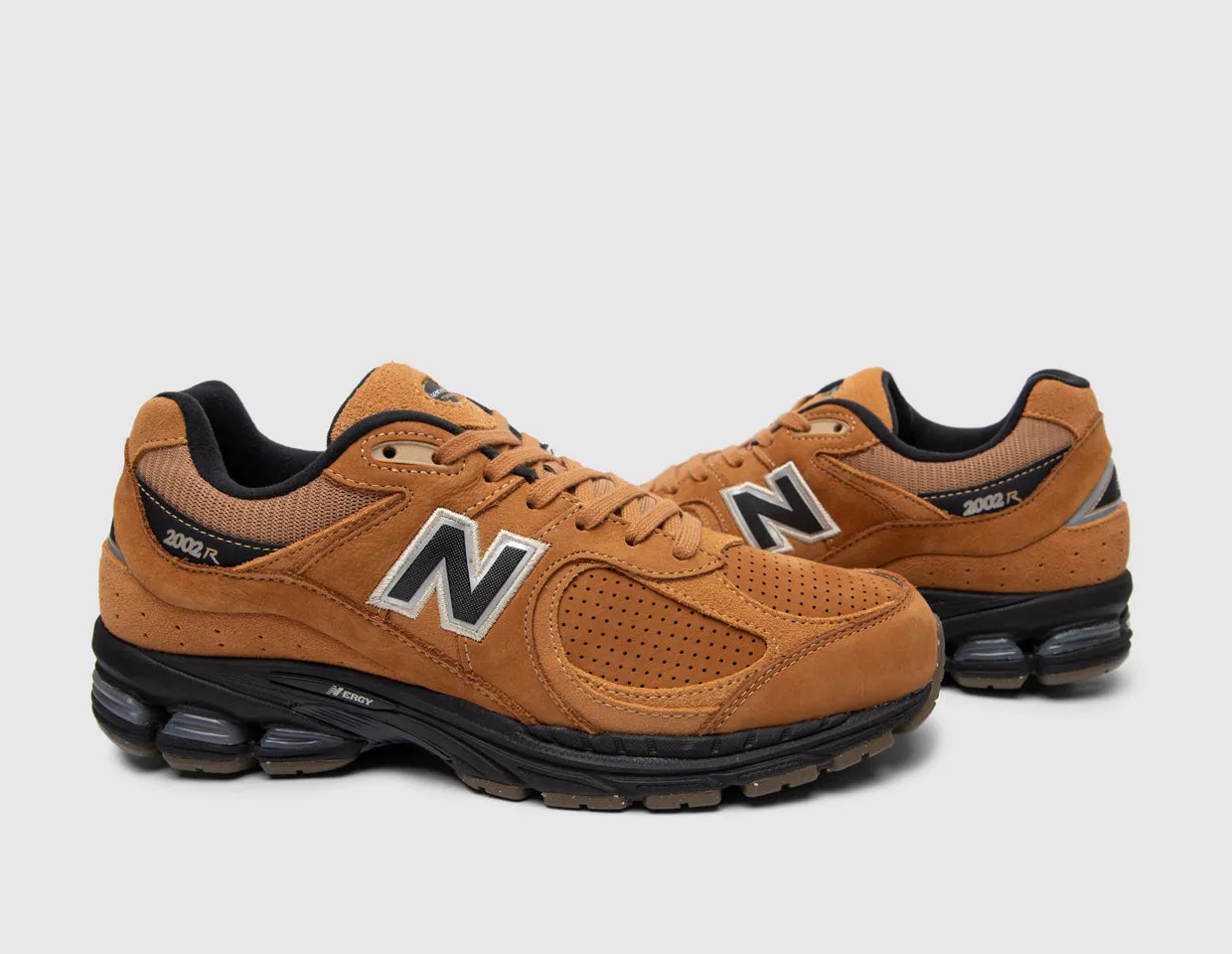 New Balance M2002REI Brown / Black