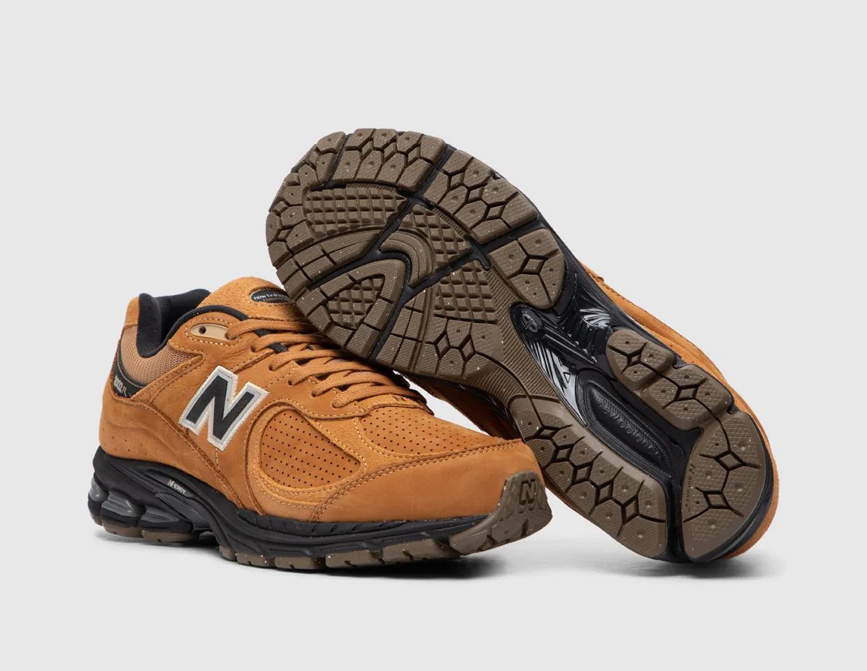 New Balance M2002REI Brown / Black