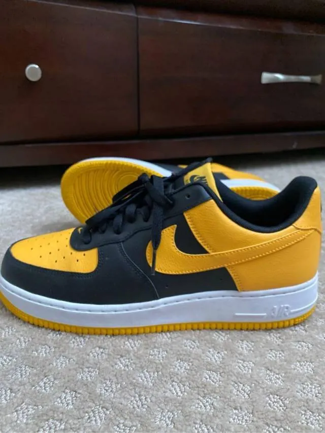 Nike Air Force 1 Low Black University Gold