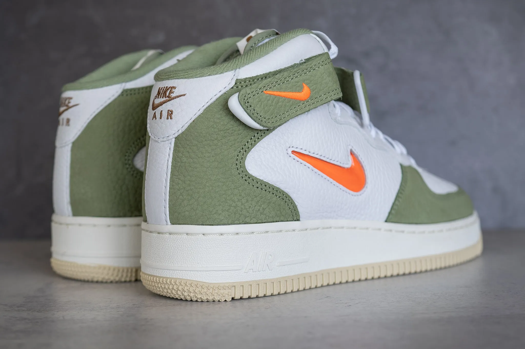 Nike Air Force 1 Mid QS (Olive Jewel)