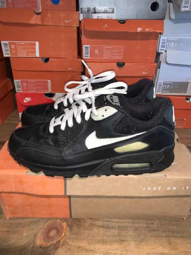 NIKE AIR MAX 90 BLACK/SAIL SIZE 11.5