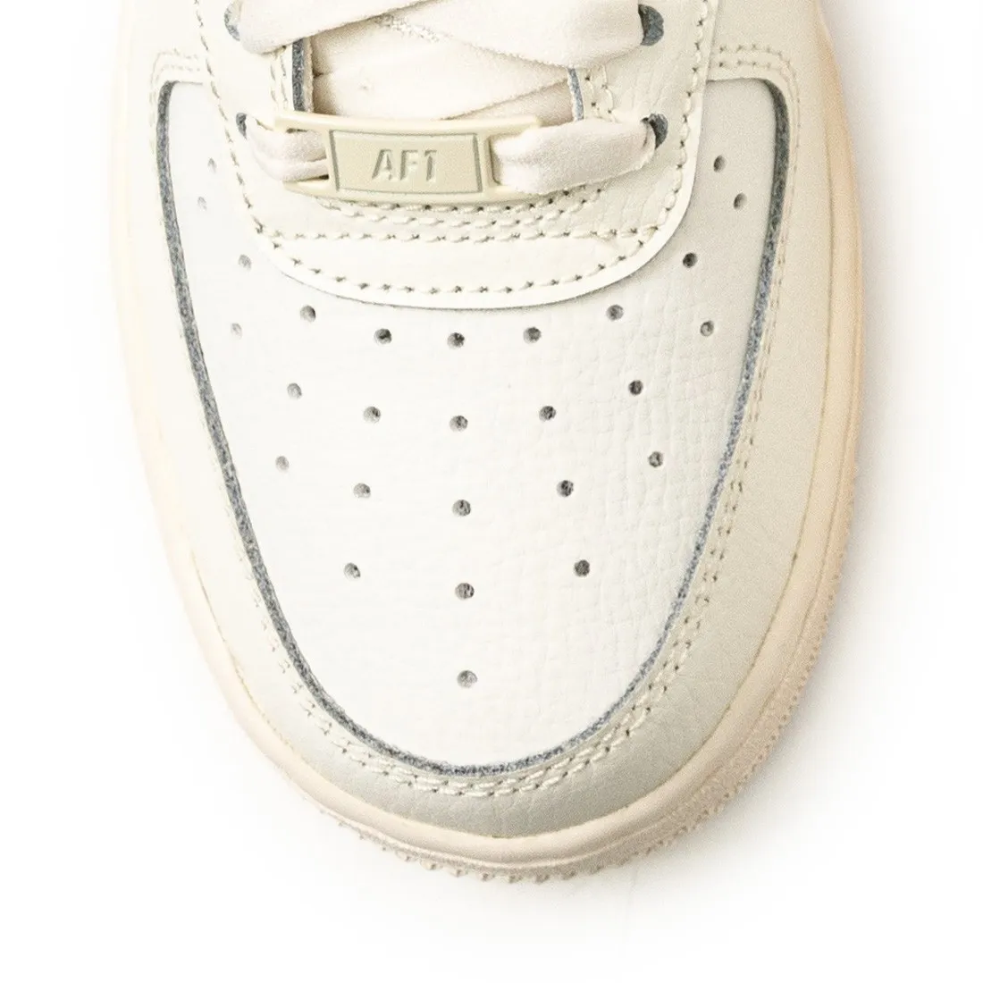 Nike Women Air Force 1 '07 (sail / oxygen purple)