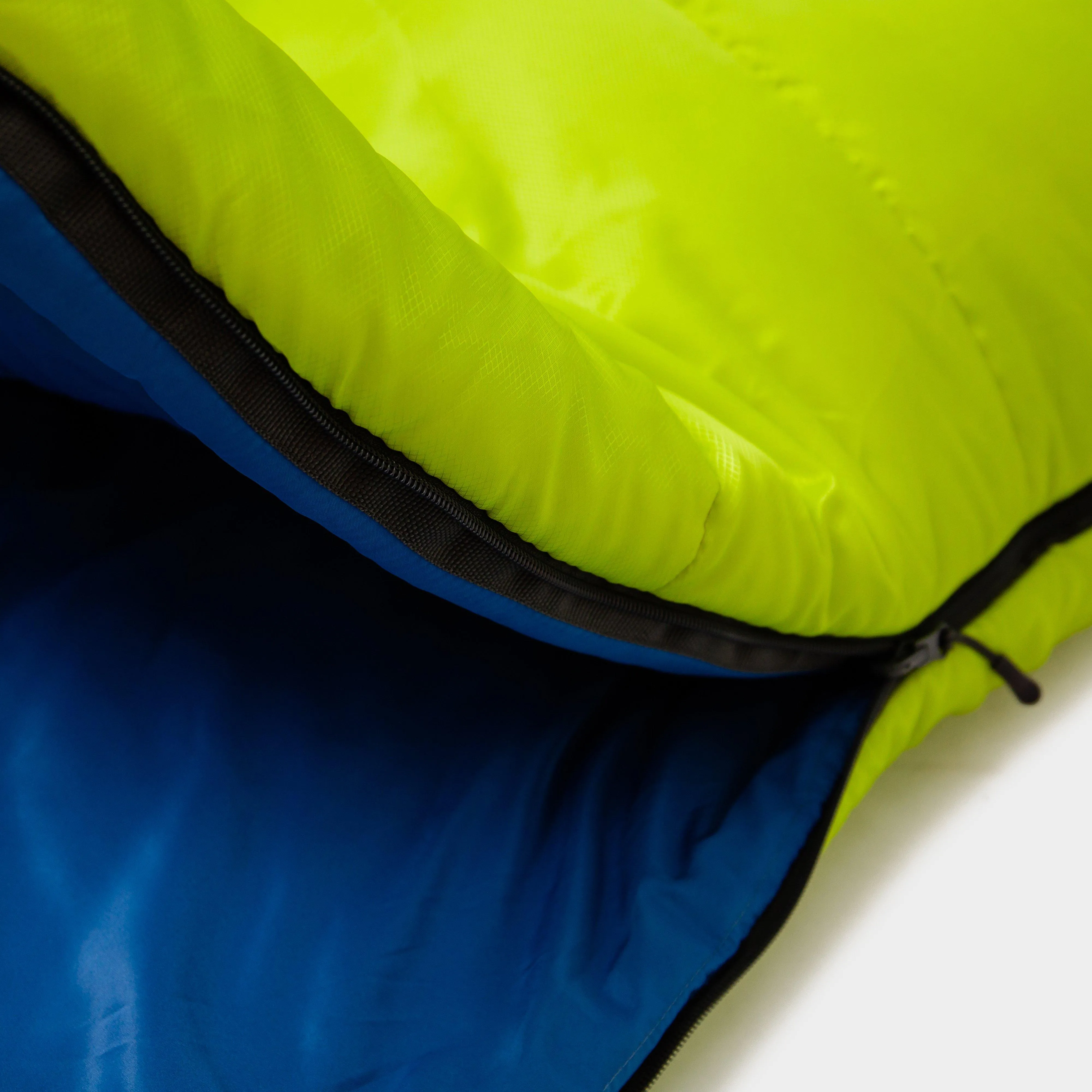 OEX Roam 200 Sleeping Bag | Ultimate Outdoors