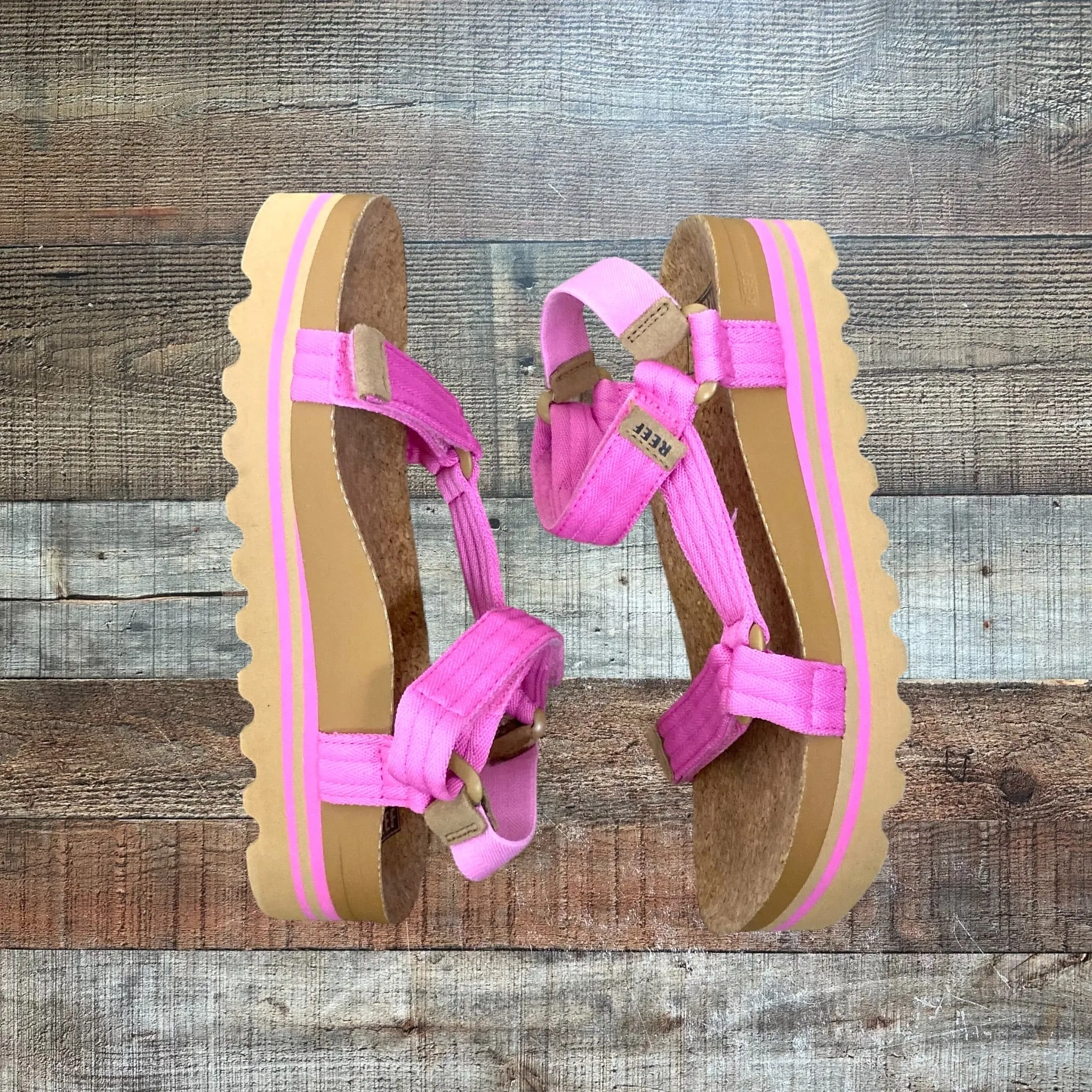 Reef Pink Strap with Cork Footbed Sandals- Size 7 (Like New Condition)