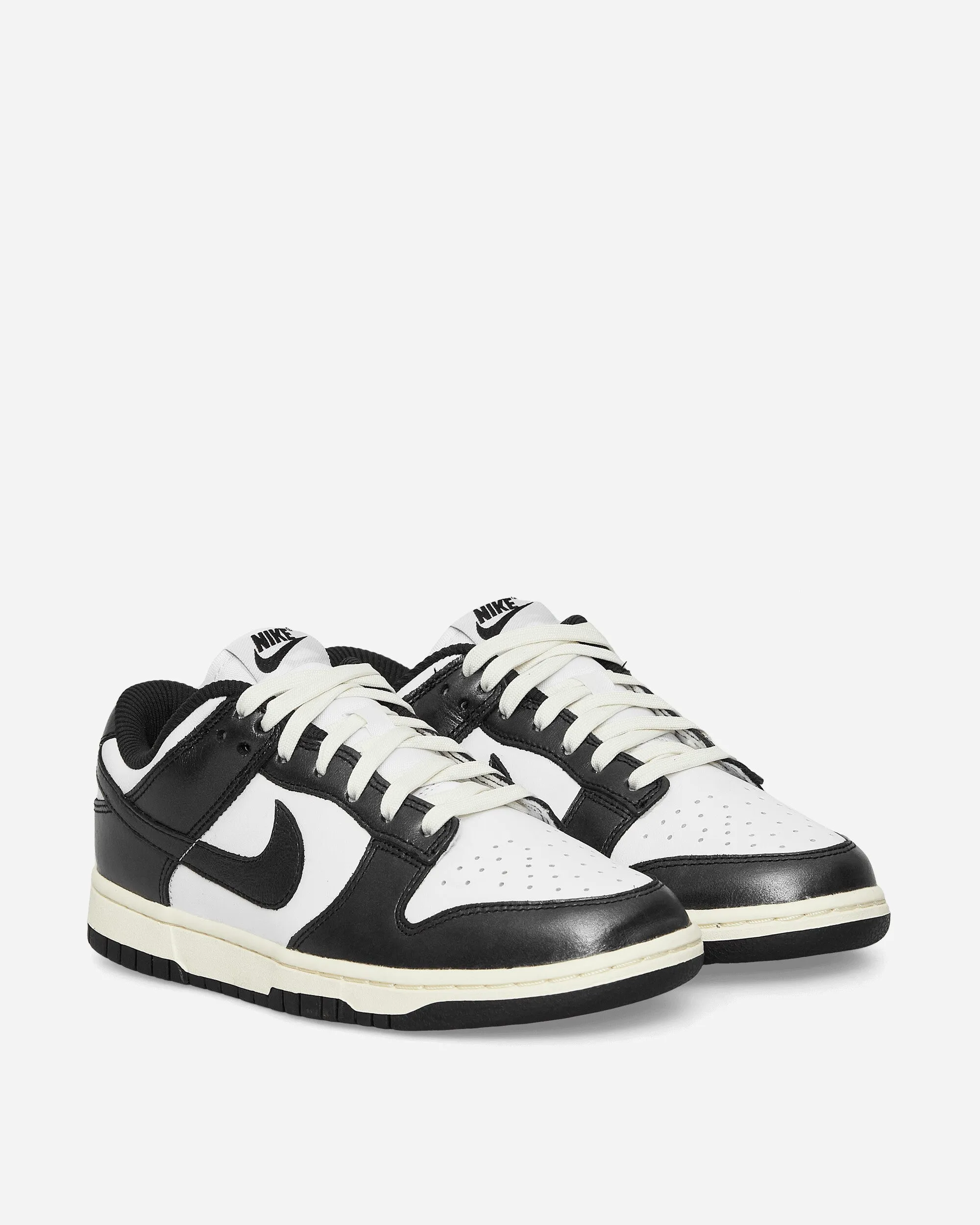 WMNS Dunk Low Premium Sneakers White / Black / Coconut Milk