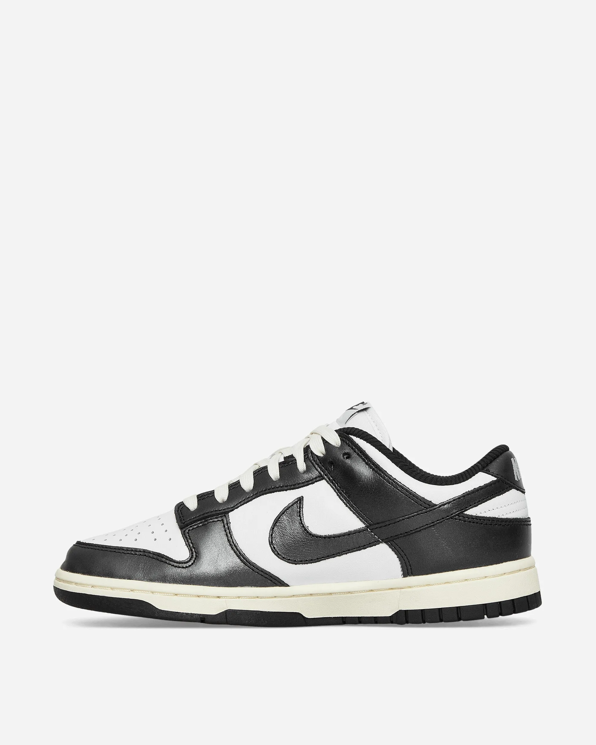 WMNS Dunk Low Premium Sneakers White / Black / Coconut Milk