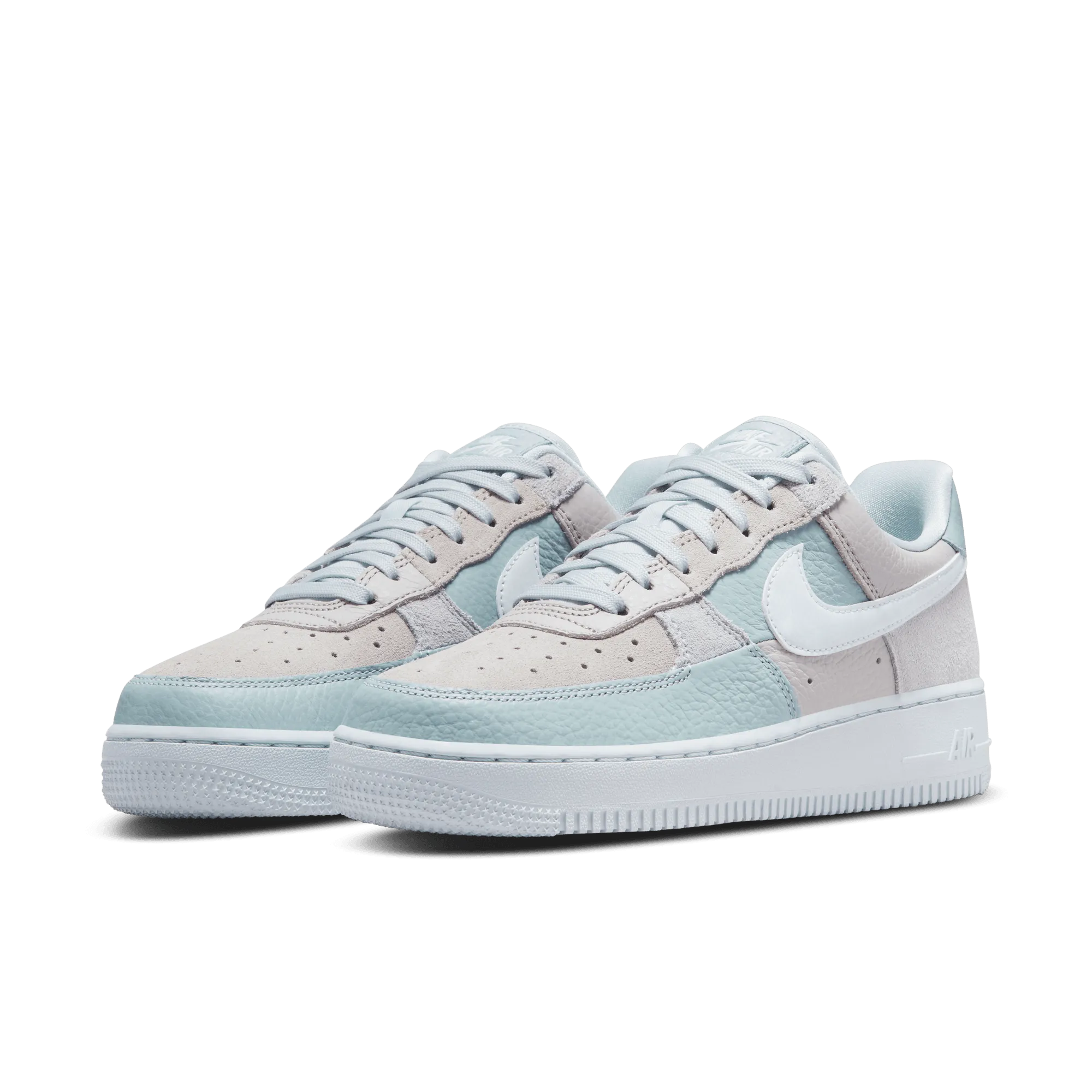 WOMEN'S  NIKE AIR FORCE 1 '07