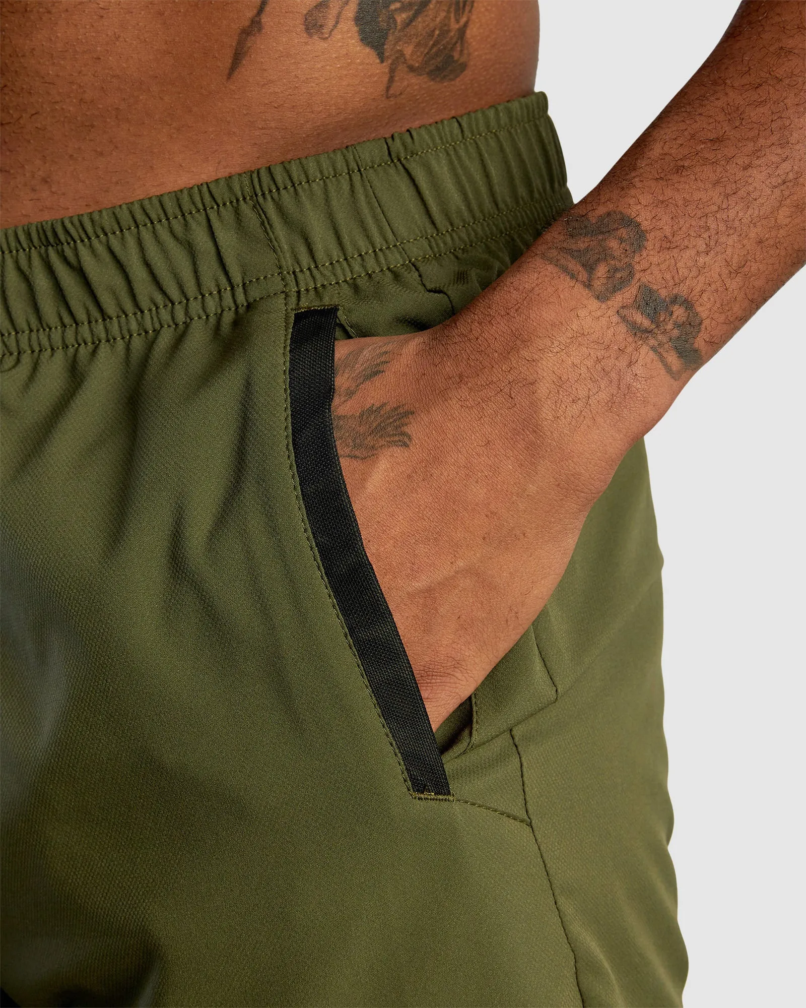 YOGGER IV SHORT 17